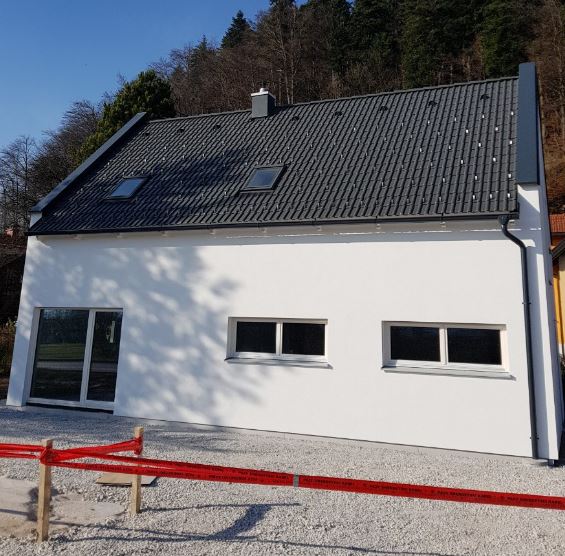 Obložni elementi za plinske dimnike v stanovanjskem naselju Rače